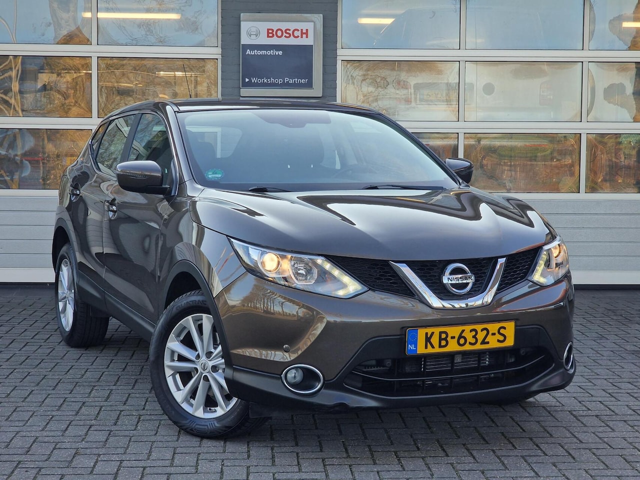 Nissan Qashqai - 1.2 Business Edition|automaat|trekhaak|Camera|Clima|Cruise| - AutoWereld.nl