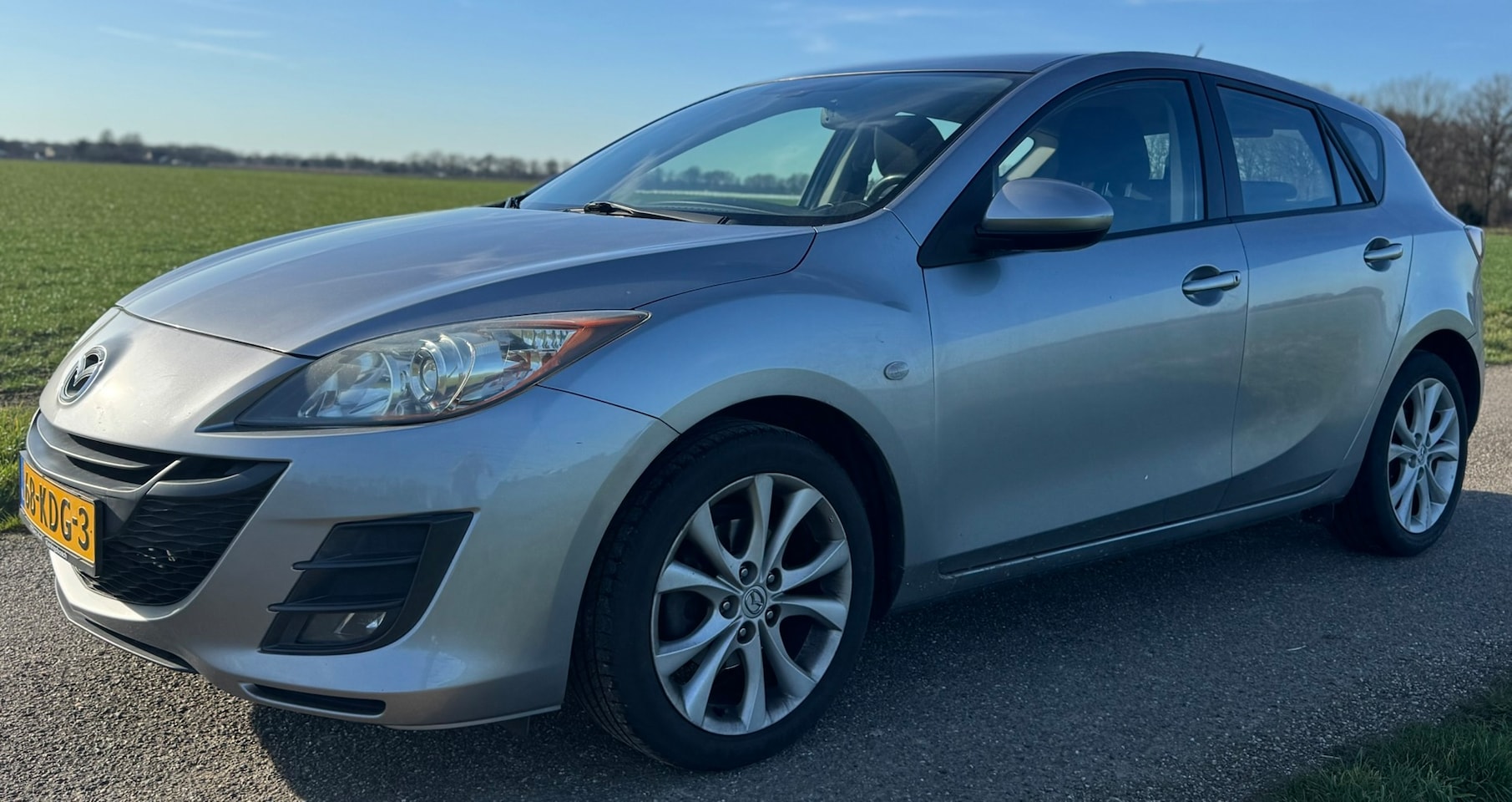 Mazda 3 - 1.6 TS Plus | rijdt als nieuw! | - AutoWereld.nl