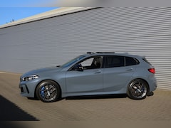 BMW 1-serie - M135i xDrive High Executive (Panodak Sportleder/Memory Carplay HeadUp HarmanKardon Camera