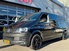 Volkswagen Transporter - 2.0 TDI L2H2 Highline Dubbel Cabine - AUTOMAAT I Navigatie I Leer I Airco I PDC I Trekhaak