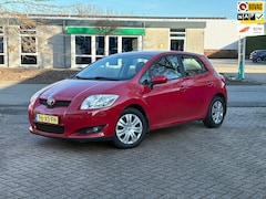 Toyota Auris - 1.6-16V Sol
