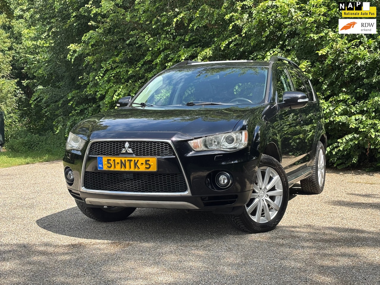 Mitsubishi Outlander - 2.4 Instyle | Let op , Automaat bak slipt !!! | - AutoWereld.nl