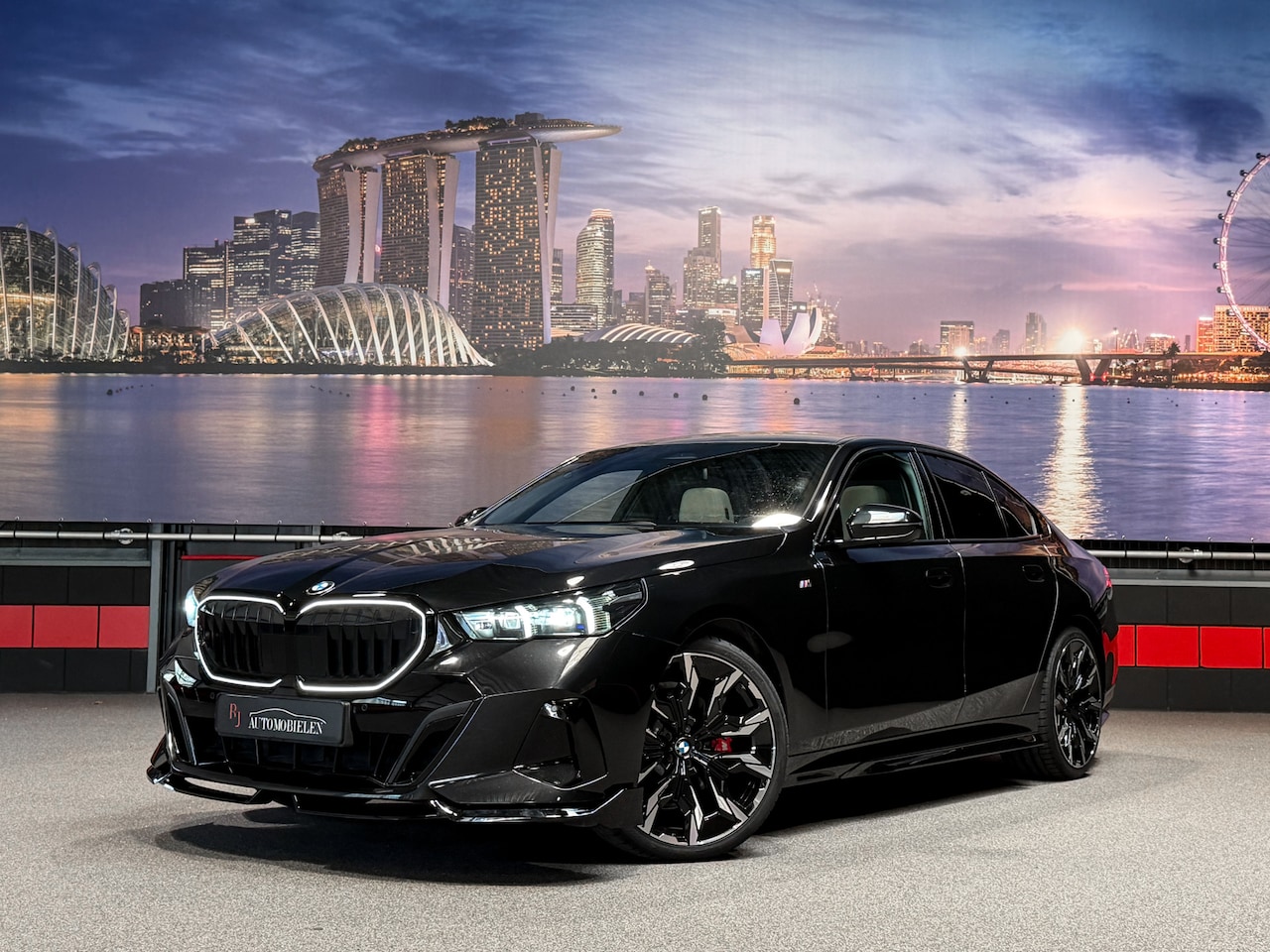 BMW 5-serie - 520i M-Sport Pro|ShadowLine|Panorama|H/K|1e eigenaar - AutoWereld.nl