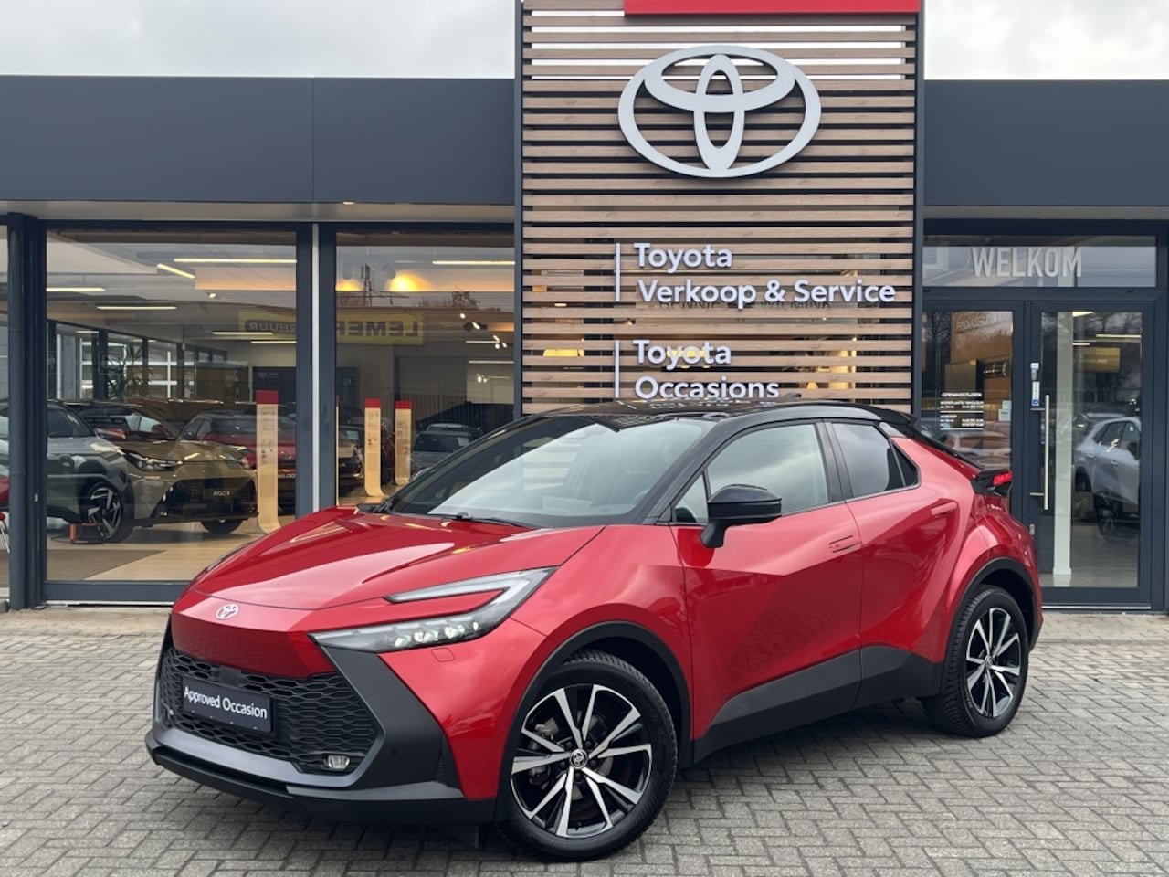 Toyota C-HR - 1.8 Hybrid 140 Bi-Tone | Stuur en Stoelverwarming - AutoWereld.nl