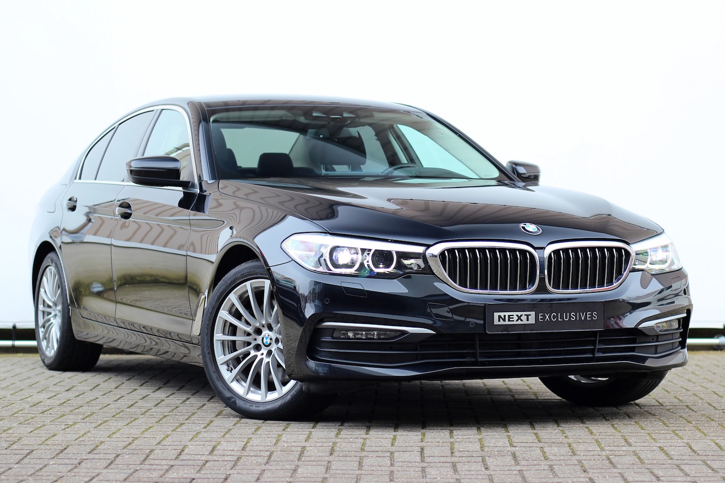 BMW 5-serie - 530i Executive | Head-up | Standkachel | Carplay - AutoWereld.nl