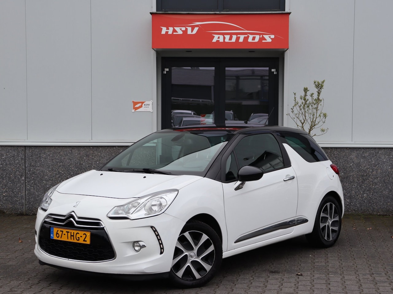 Citroën DS3 - 1.6 e-HDi So Chic navi cruise airco org NL - AutoWereld.nl