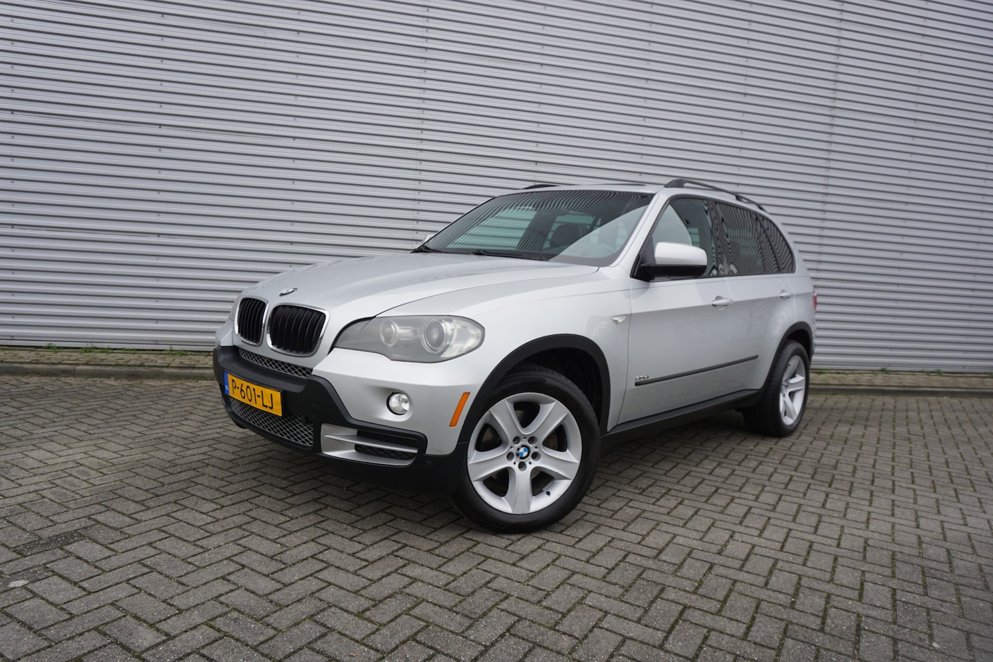 BMW X5 - 3.0 X5 Xdrive 30i High Executive 7persoons Automaat / Climate / Navi / Cruise /  Leder / P - AutoWereld.nl