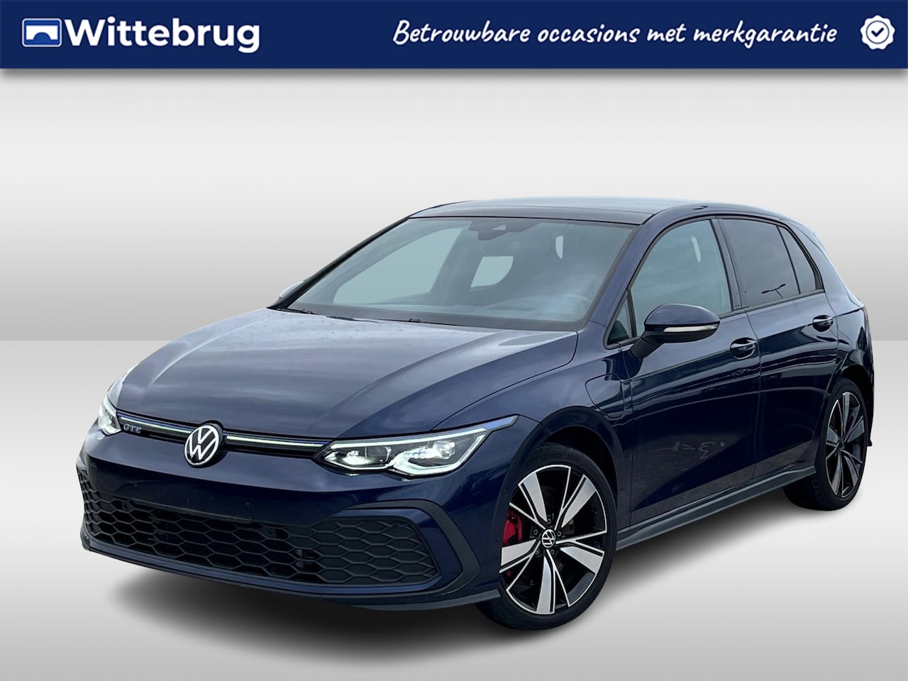 Volkswagen Golf - 1.4 eHybrid 245pk DSG GTE / Panoramadak / Head-up Display / Achteruitrijcamera / Elec. Tre - AutoWereld.nl