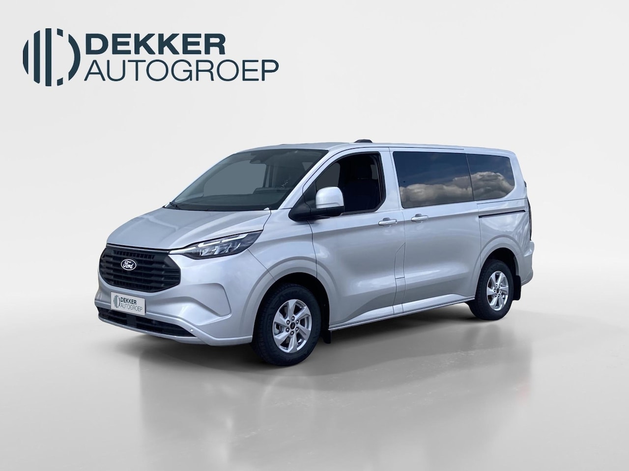 Ford Transit Custom - 340 2.5 PHEV L1H1 Limited Kombi 8-pers VOORRAAD - AutoWereld.nl