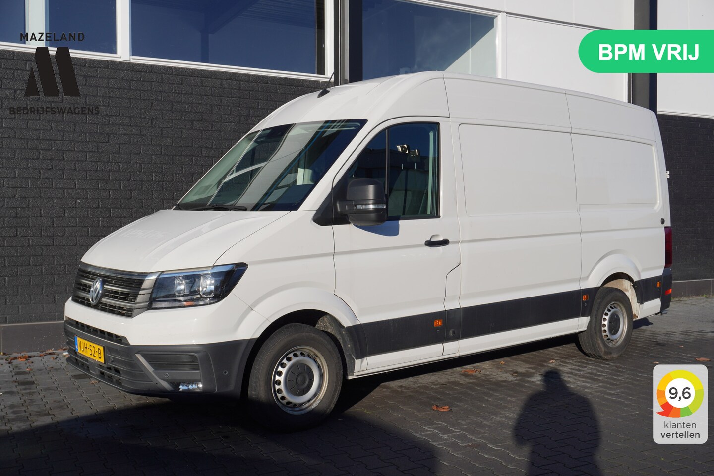 Volkswagen Crafter - 2.0 TDI 140PK L3H3 EURO 6 - Airco - Navi - Cruise - € 18.900,- Excl. - AutoWereld.nl