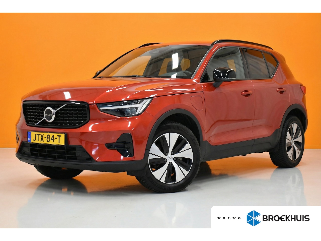 Volvo XC40 - T4 Plus Dark | Leder | Harman Kardon | Trekhaak | - AutoWereld.nl