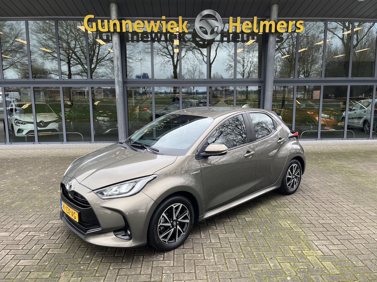 Toyota Yaris - 1.5 Hybrid Dynamic | CAMERA | CARPLAY | FULL LED - AutoWereld.nl