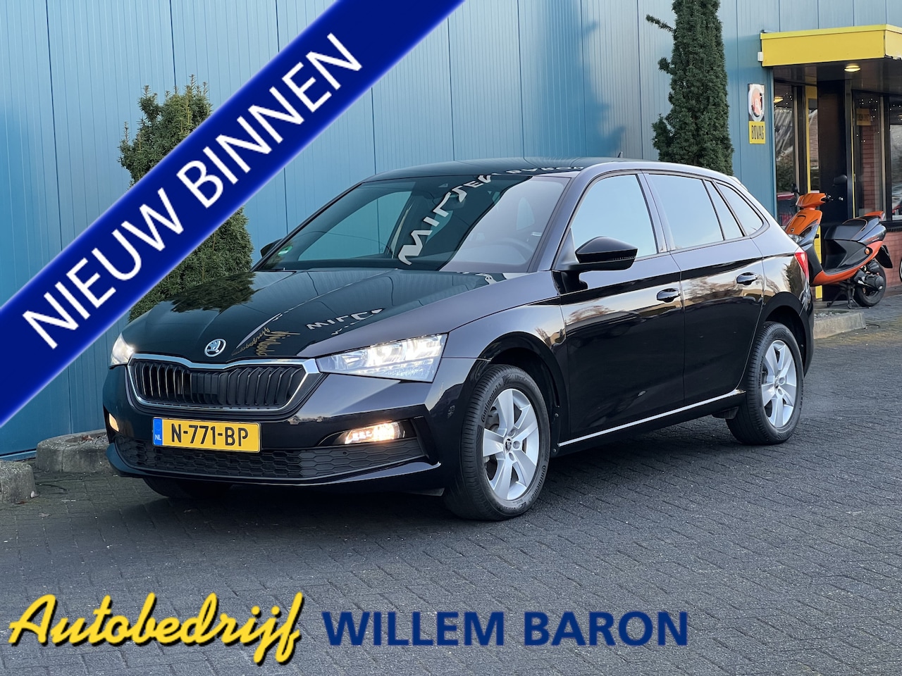 Skoda Scala - 1.0 TSI Sport Business CARPLAY|CRUISE|LED|PDC|ECC|LMV 1'EIG - AutoWereld.nl