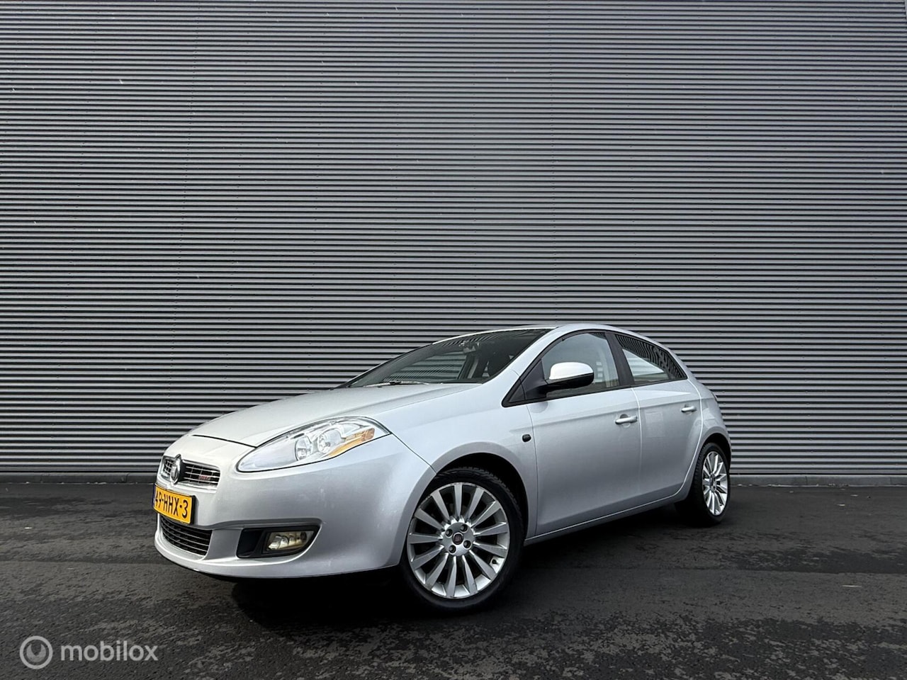 Fiat Bravo - 1.4 T-Jet Sport | Trekhaak | Clima | Cruise | Camera | NAP | Xenon - AutoWereld.nl