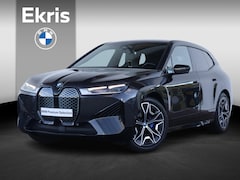 BMW iX - xDrive50 Executive 112 kWh 22 inch LM/ Stoelverwarming/ Driving Assistant