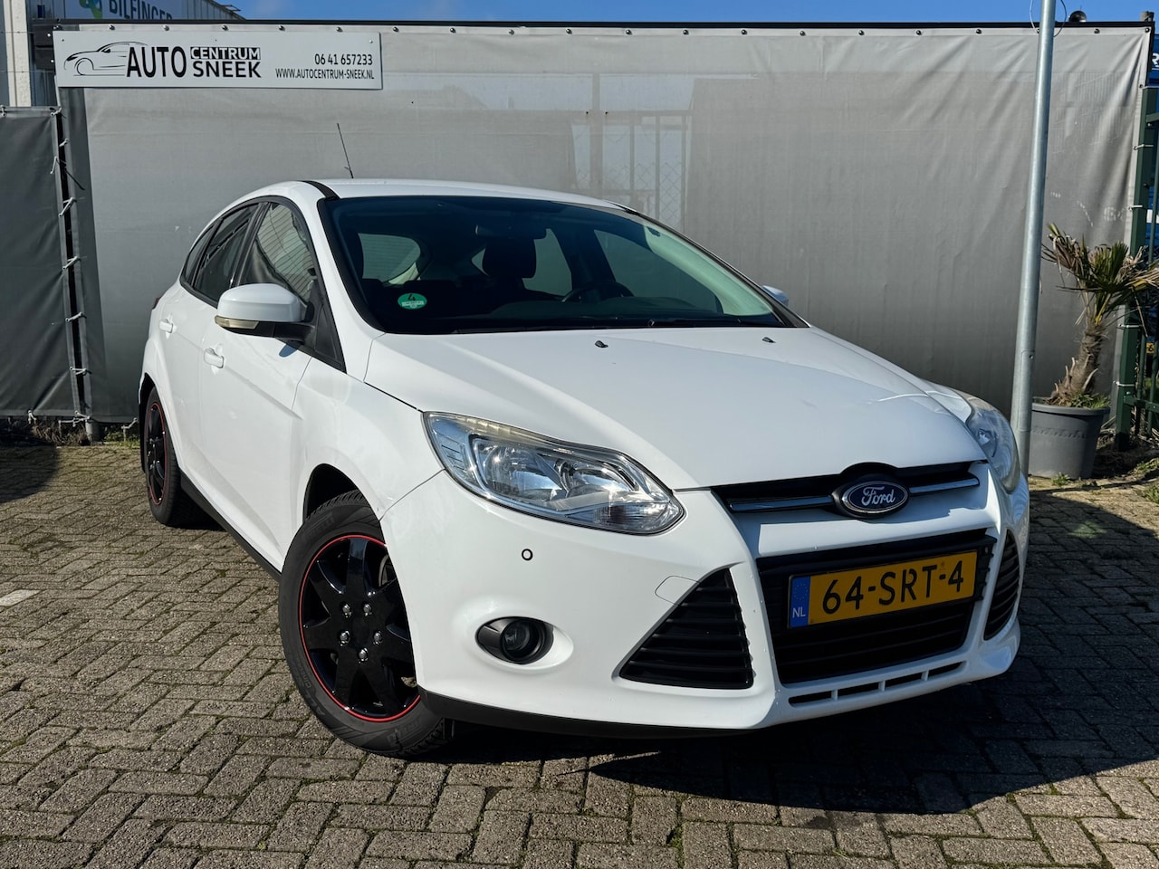 Ford Focus - 1.6 TI-VCT Trend - NWE APK - Airco - PDC - AutoWereld.nl