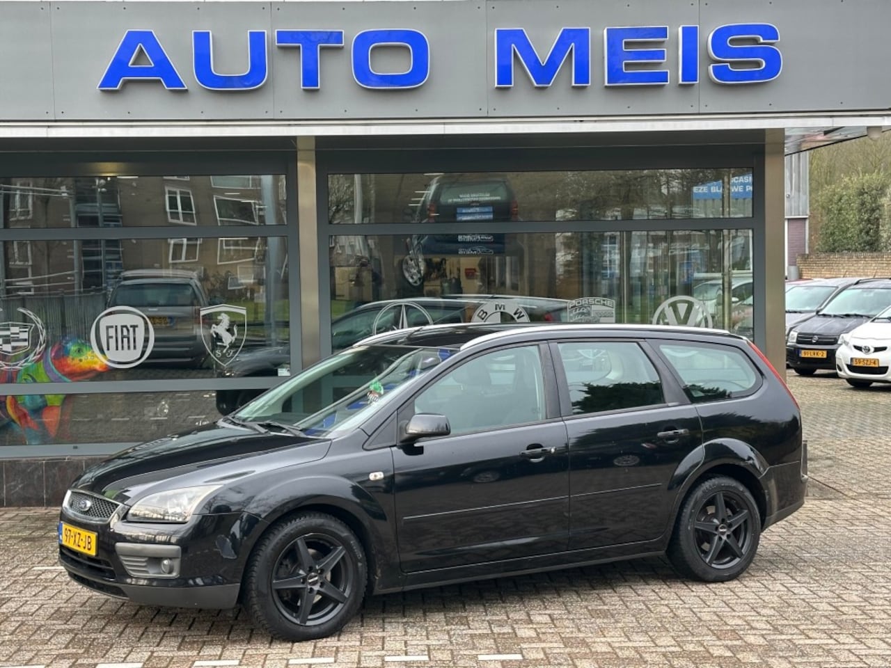 Ford Focus - 1.8-16V AMB. FLEXIF. Airco Cruise - AutoWereld.nl