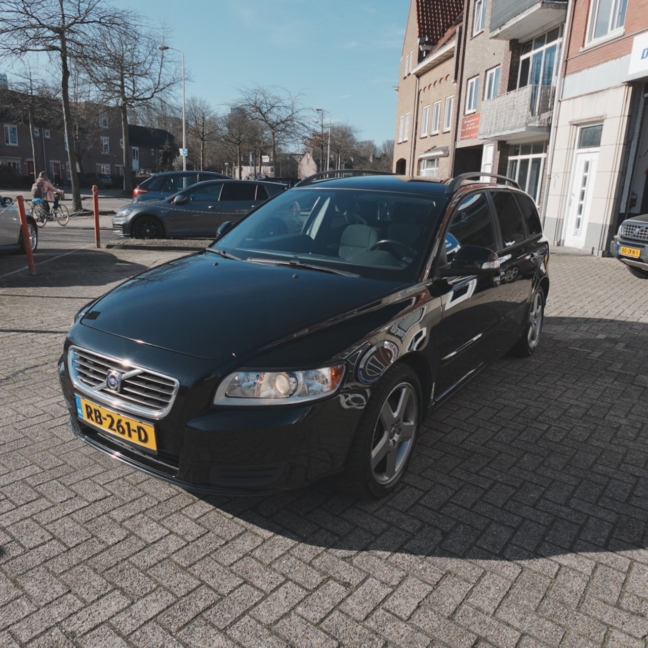 Volvo V50 - 2.4 D5 Edition II 2.4 D5 EDITION II KINETIC - AutoWereld.nl