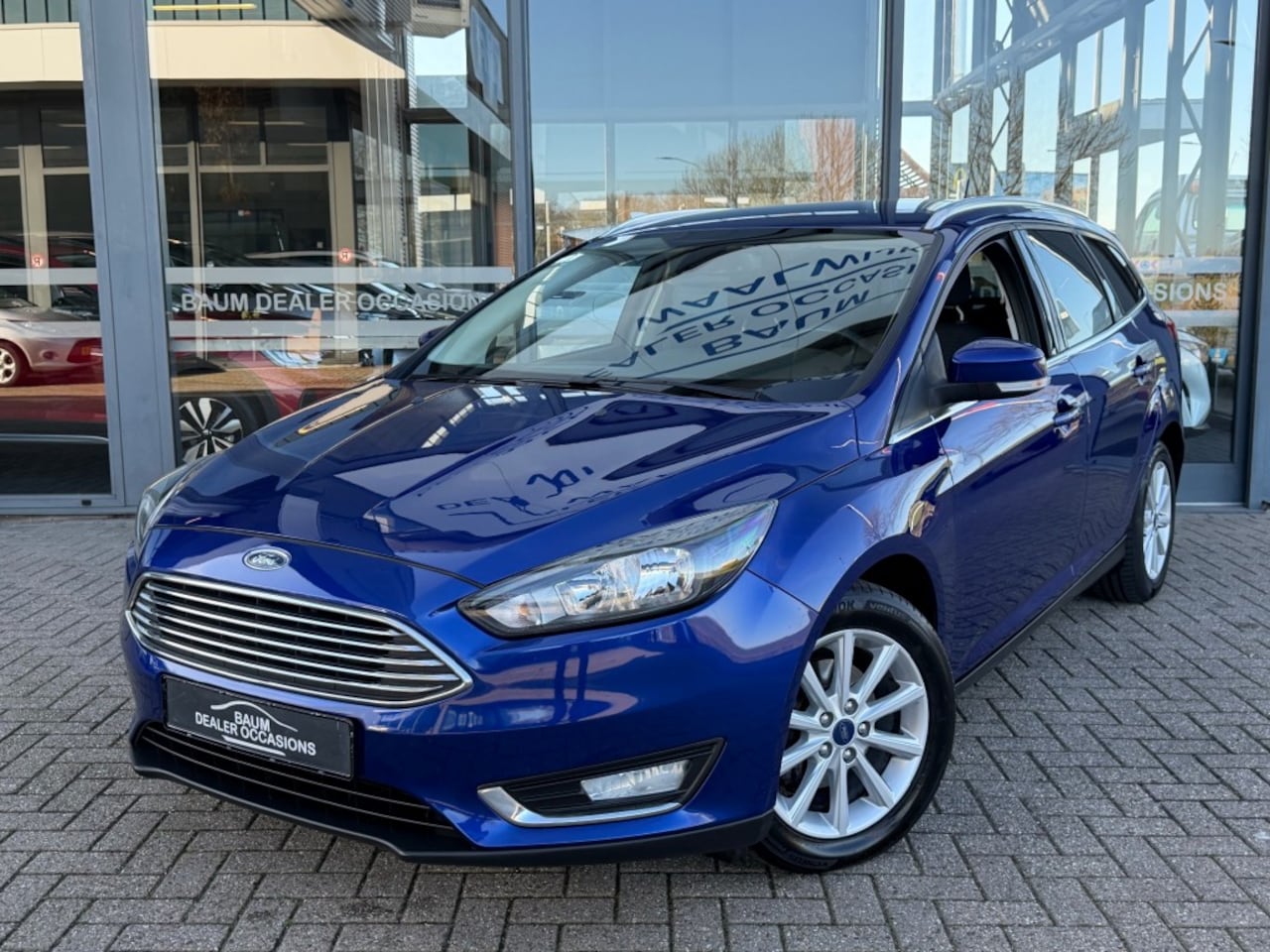 Ford Focus - 1.0 TITANIUM 125 PK NAVI AIRCO/ECC PDC - AutoWereld.nl