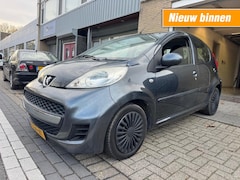 Peugeot 107 - 1.0-12V Urban Move 5DRS AIRCO APK 1-2027