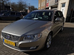 Volvo V70 - 2.0 D3 MOMENTUM POLAR LUXERY