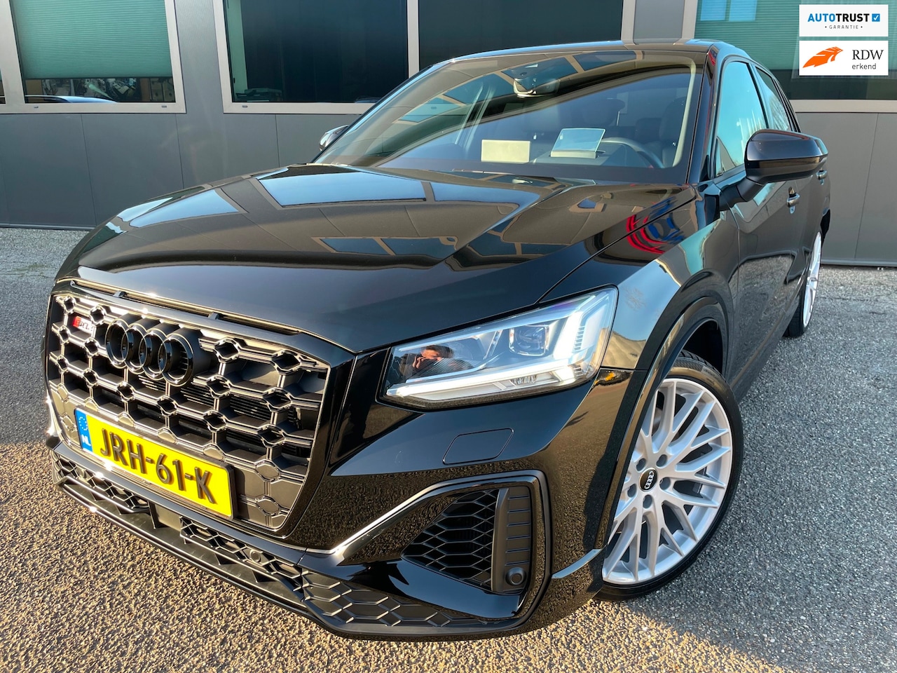 Audi Q2 SQ2 - 2.0 TFSI Pano camera boekjes zeer apart en netjes! - AutoWereld.nl