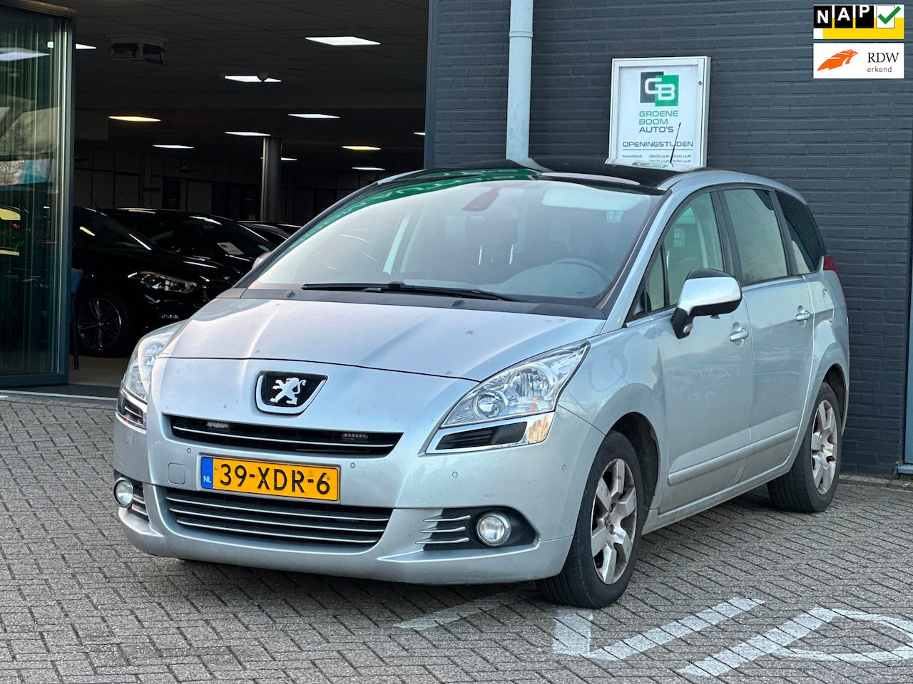Peugeot 5008 - 1.6 VTi Blue Lease 7p./PANO-DAK/NAVI/EXPORT PRIJS!! - AutoWereld.nl