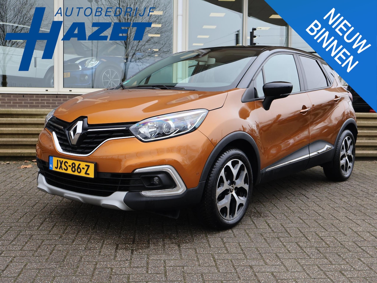 Renault Captur - 0.9 TCe LIMITED + STOELVERW. | DAB | NAVIGATIE | CRUISE | 17 INCH | ZWART DAK | PRIVACY GL - AutoWereld.nl
