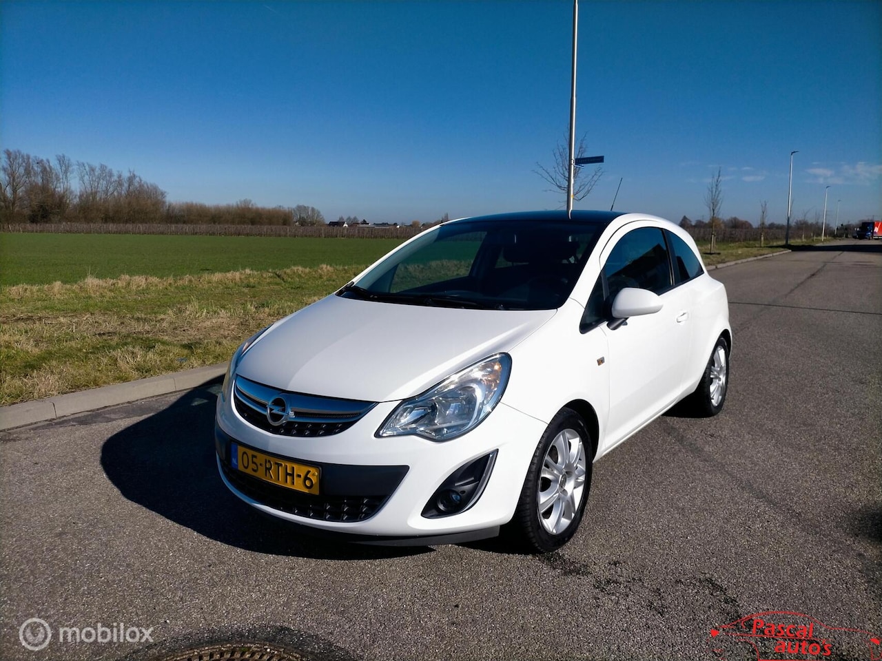 Opel Corsa - 1.4-16V NAP AIRCO PDC - AutoWereld.nl