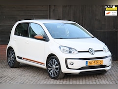 Volkswagen Up! - 1.0 BMT high up Parkeersensor/Cruise/Stoelverwarming/16"inch lmv