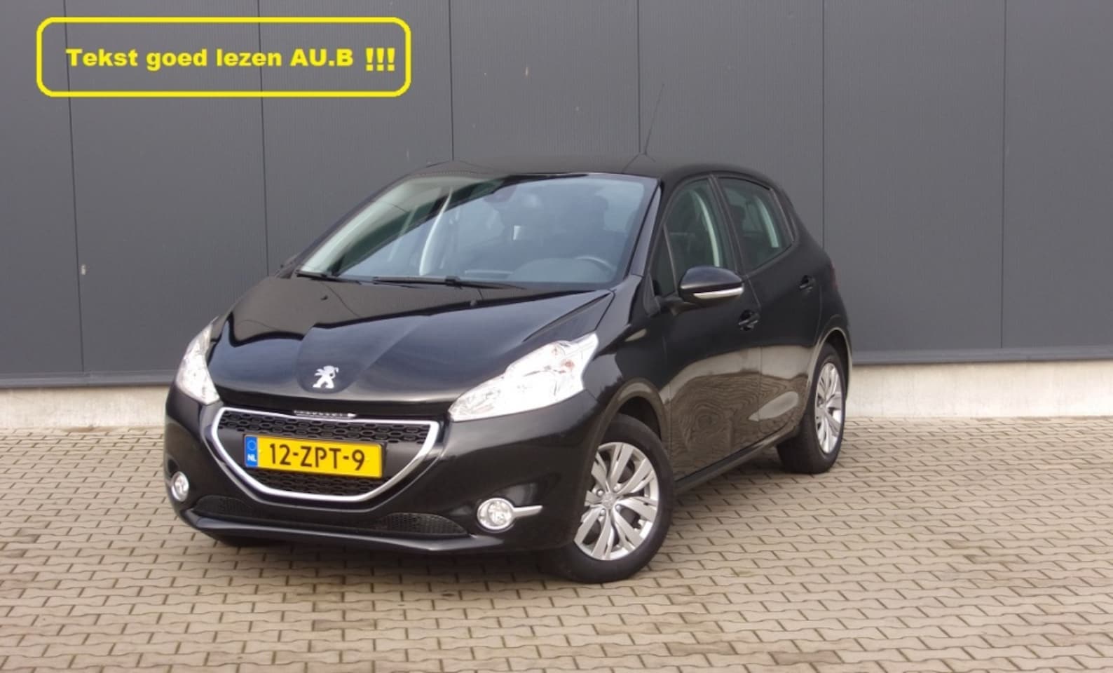 Peugeot 208 - 1.2 VTi Envy | 5 deurs | Navigatie | PDC - AutoWereld.nl