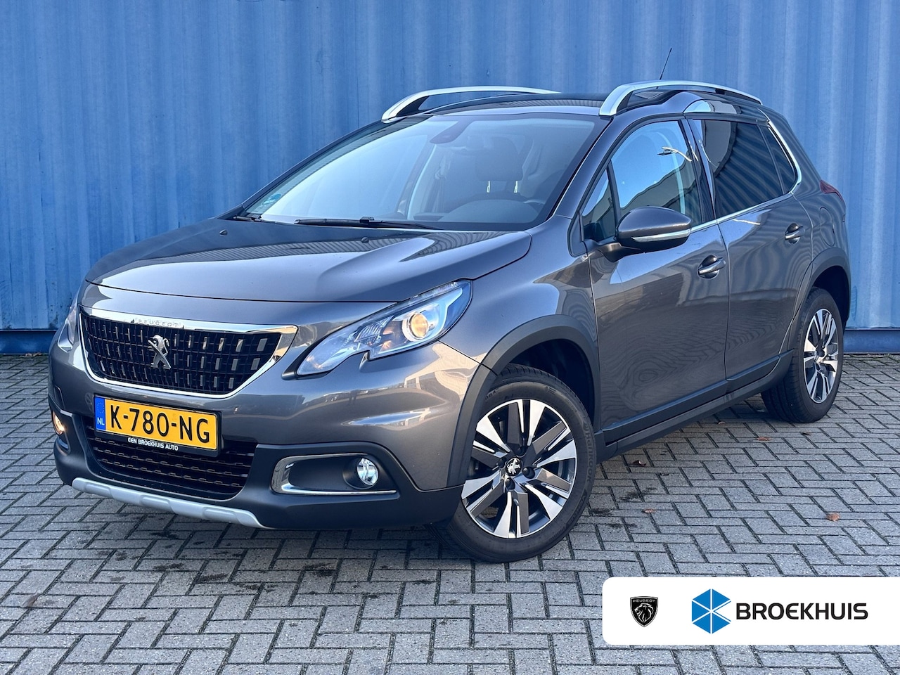 Peugeot 2008 - Allure | Achteruitrijcamera | Airco (automatisch) | Cruise control - AutoWereld.nl