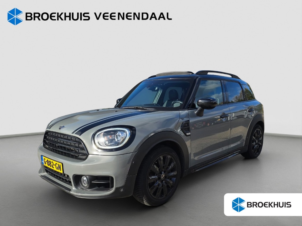 MINI Countryman - 1.5 Cooper Chili | Pano | Trekhaak | Stoelverwarming | Cruise Control | Camera | Achteruit - AutoWereld.nl