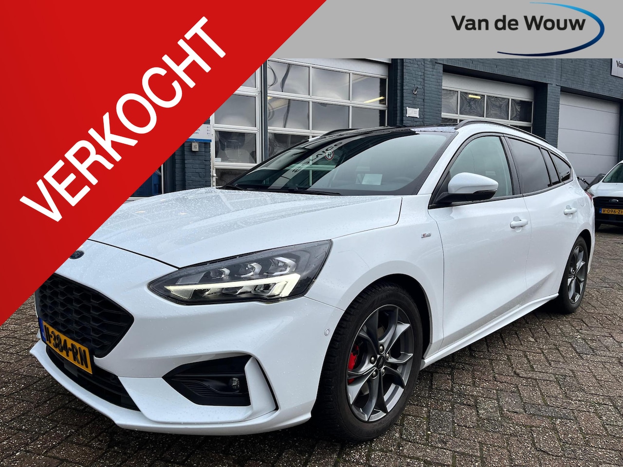 Ford Focus Wagon - 1.5 EcoBoost 182 PK ST Line Business Wagon l Panoramadak l Adaptive Cruisecontol l Winterp - AutoWereld.nl