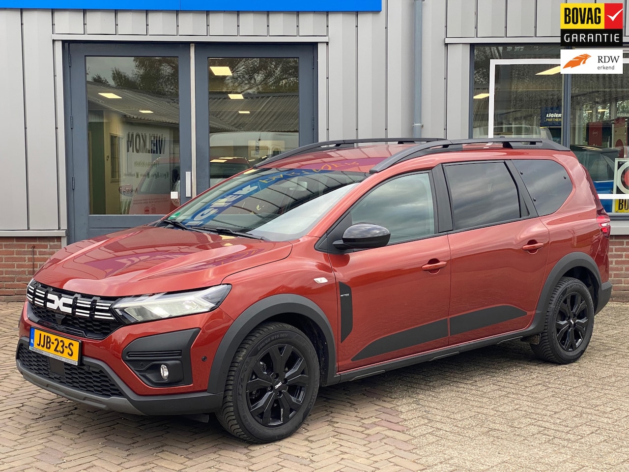 Dacia Jogger - 1.6 Hybrid 140 Extreme 7p. 1.6 Hybrid 140 Extreme 7p. - AutoWereld.nl