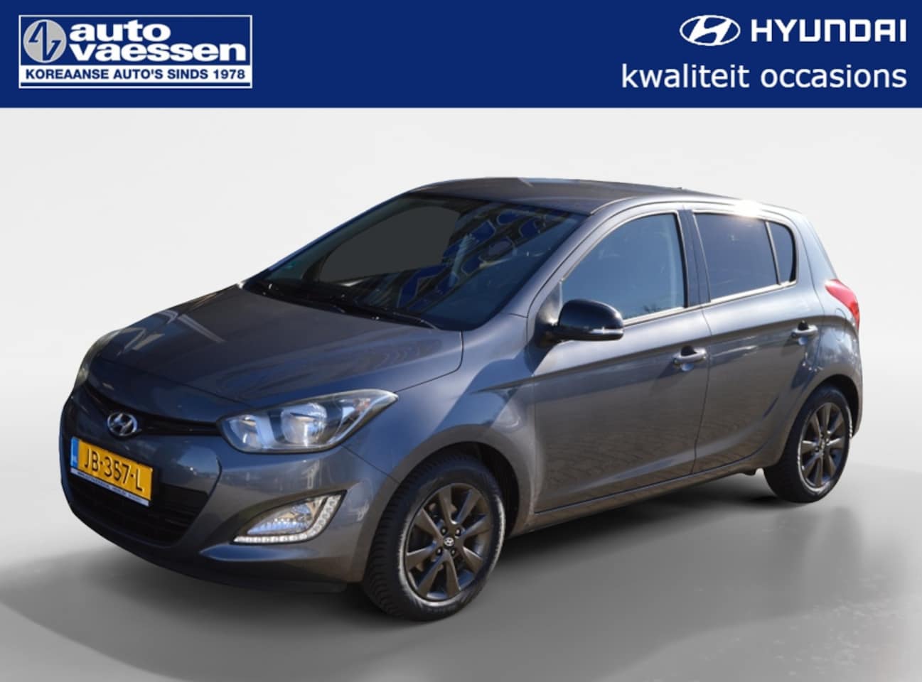 Hyundai i20 - 1.2i Black pack Airco Cruise Carkit All weathers - AutoWereld.nl