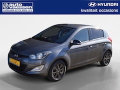 Hyundai i20 - 1.2i Black pack Airco Cruise Carkit All weathers