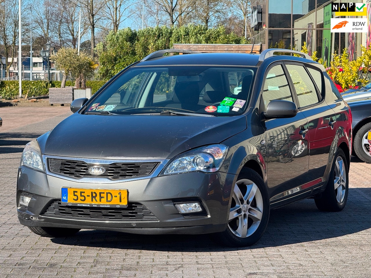 Kia Cee'd Sporty Wagon - 1.4 CVVT Seven | Groot scherm | Climate control | Bluethooth | Cruise control | - AutoWereld.nl