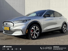 Ford Mustang Mach-E - AWD 75 kWh / SOH 94, 5 % / Navigatie / Panoramadak / Achterklep Elektrisch / Cruise Contro