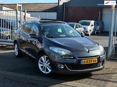 Renault Mégane Estate - 1.4 TCe Bose | Panoramadak | Xenon | Half leder | Trekhaak |