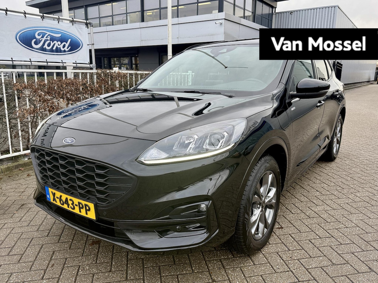 Ford Kuga - 2.5 PHEV ST-Line | Afn. Trekhaak | Winterpack | Panoramadak | Camera | Apple Carplay/Andro - AutoWereld.nl