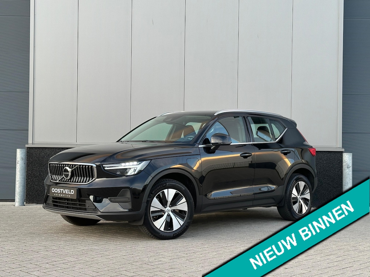 Volvo XC40 - 1.5 T4 Plug-in hybrid |CAMERA|STUUR/STOEL VERWARMING APPLE CARPLAY - AutoWereld.nl