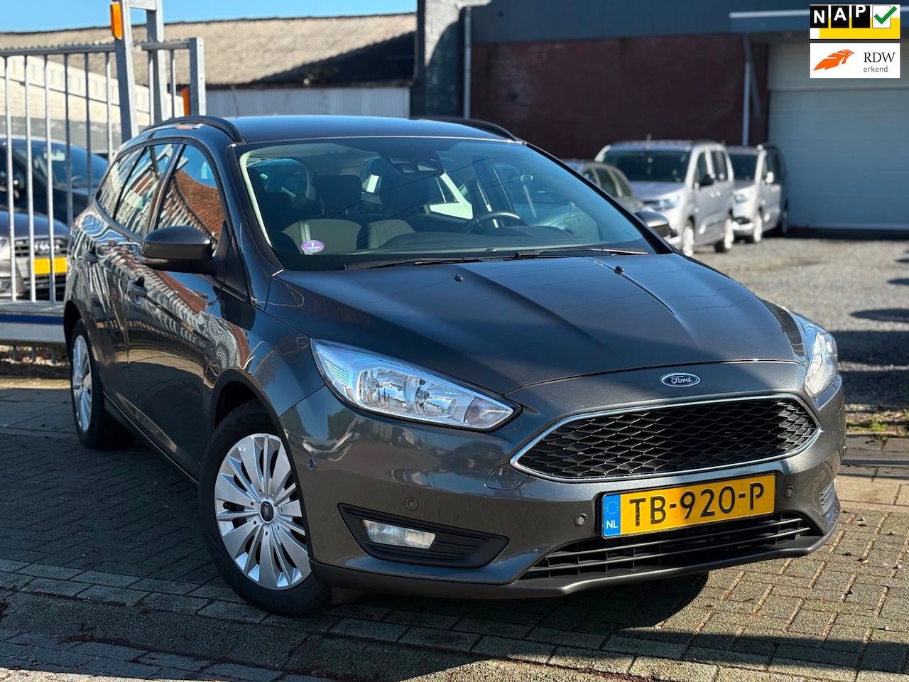 Ford Focus Wagon - 1.0 Lease Edition | Nieuwe D-Riem | Navigatie | Automatisch inparkeren | - AutoWereld.nl