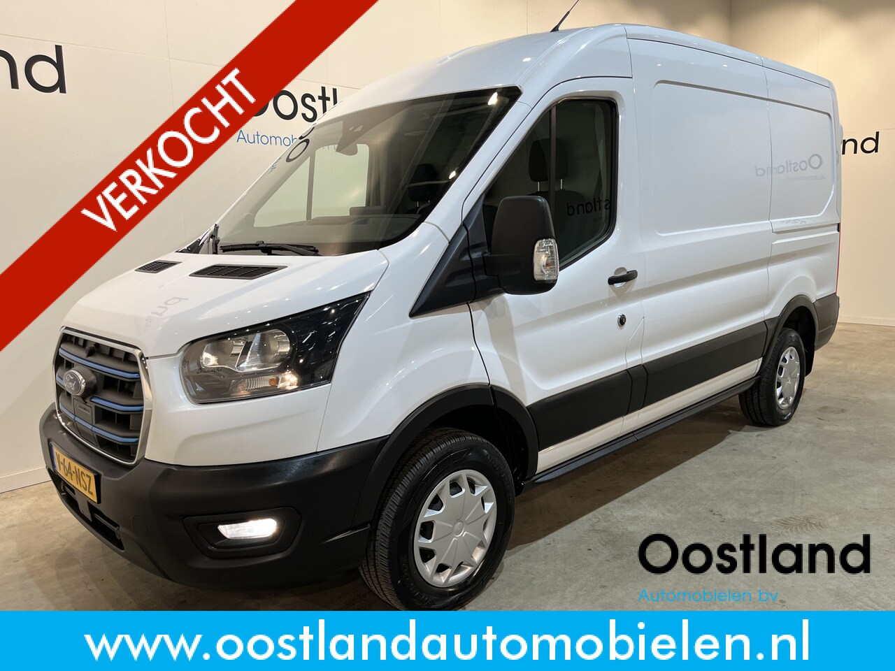 Ford E-Transit - 350 L2H2 Trend 68 kWh / 100% Elektrisch !! / Airco / Cruise Control / CarPlay / Camera / N - AutoWereld.nl