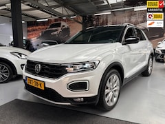 Volkswagen T-Roc - 1.5 TSI Sport / Camera / Panorama Dak