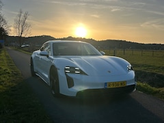 Porsche Taycan - 71 kWh