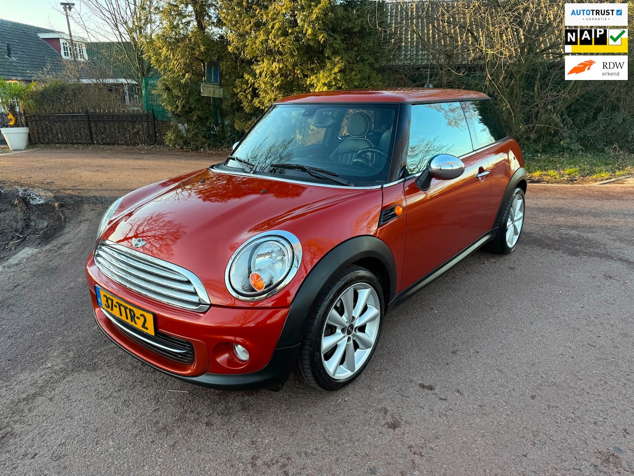 MINI Cooper - Mini 1.6 Chili / Navi / Leder / Airco / NAP / Apk / Aux - AutoWereld.nl