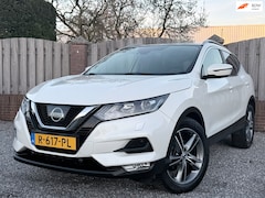Nissan Qashqai - 1.6 N-Connecta PANO ECC NAVI P-CAMERA TREKHAAK