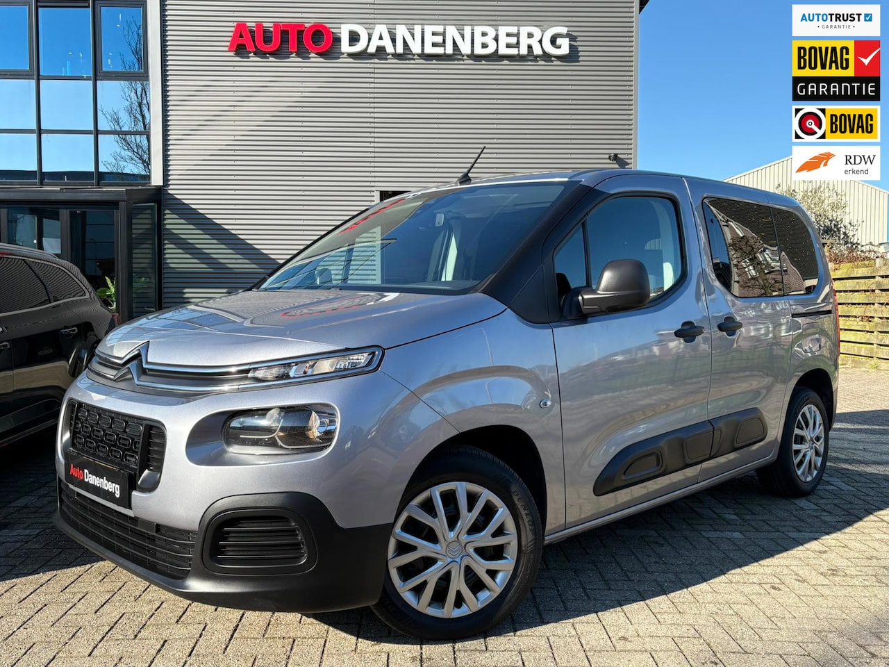 Citroën Berlingo - 1.2 PureTech Live navi-carplay, Garantie! - AutoWereld.nl