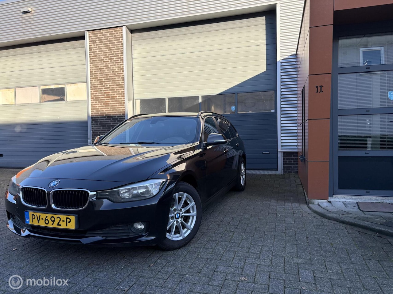 BMW 3-serie Touring - 316d High Executive 316d High Executive - AutoWereld.nl